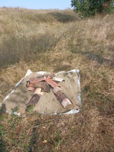 Passages et loges - étape de construction d'un hibernaculum - génie écologique La Garonnaise